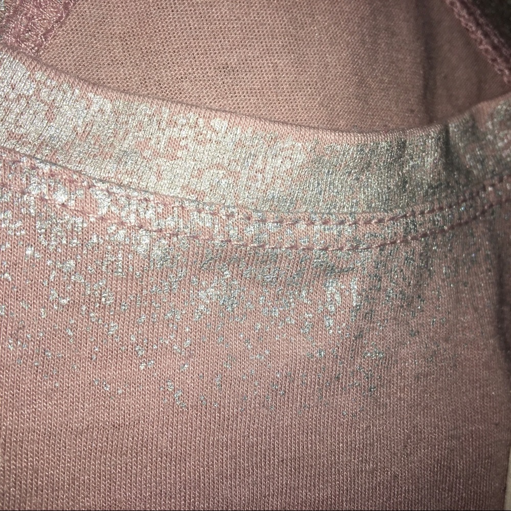2 FABLETICS workout tops! Wms med - Picture 6 of 15